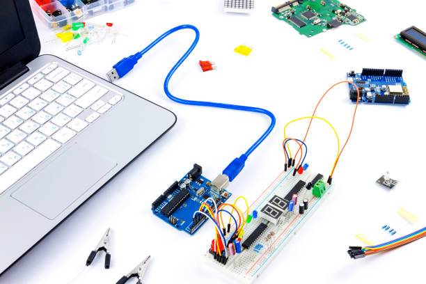 стартовый набор ардуино для робототехники на базе Arduino UNO R3