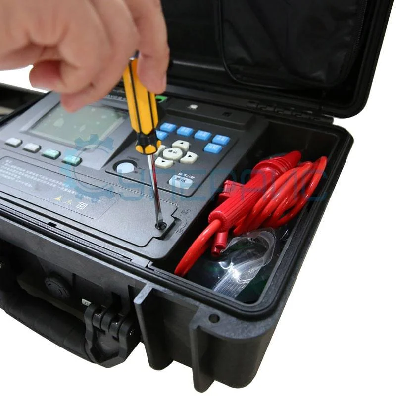 Измеритель сопротивления изоляции UNI-T UT516B фото 3