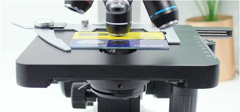 Предметный столик