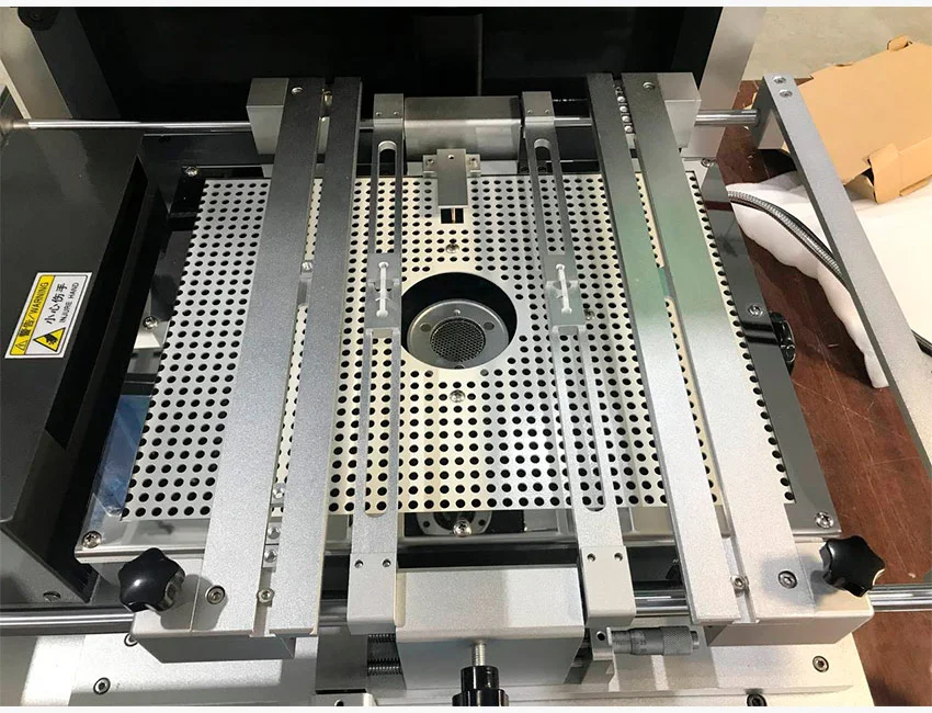 Механизм опоры над преднагревателем