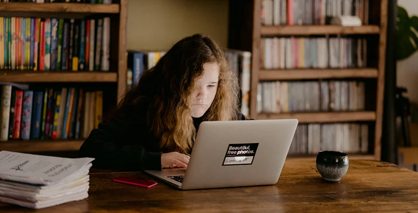 Обучение детей программированию может даваться сложно