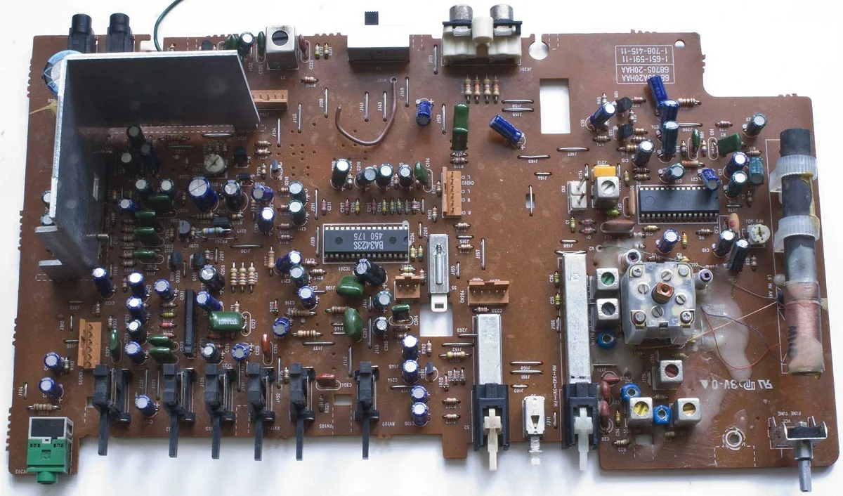 вид платы японской магнитолы материнская плата магнитолы