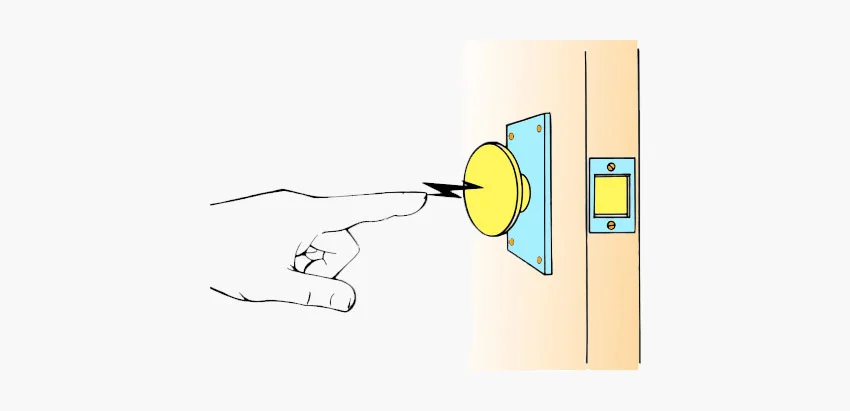 Предметы из металла вызывают разряд Соприкосновение с металлическими материалами могут создавать ЭСР