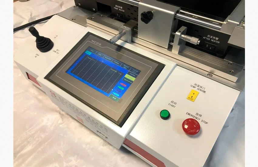 Передняя панель с главным меню паяльной станции