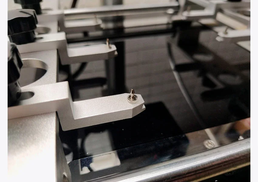 Удерживающие элементы универсального держателя