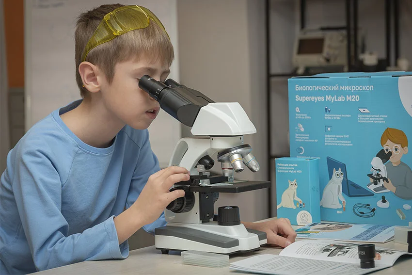 Микроскоп для школьника Supereyes MyLab M20 в Суперайс