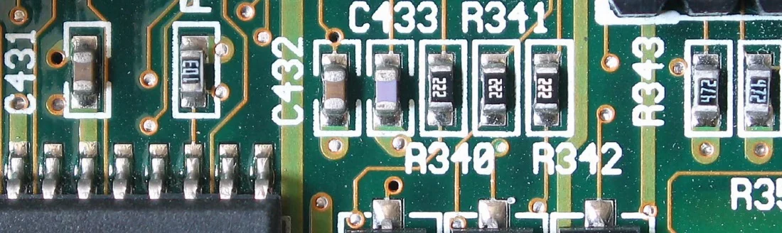 Схема с SMD Поверхностный монтаж