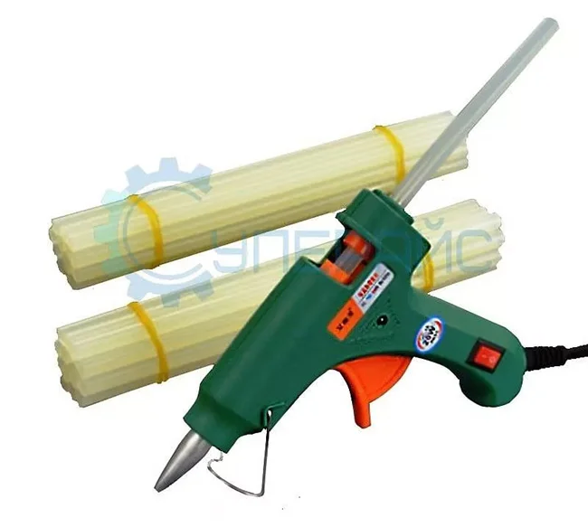 Работа клеевым пистолетом