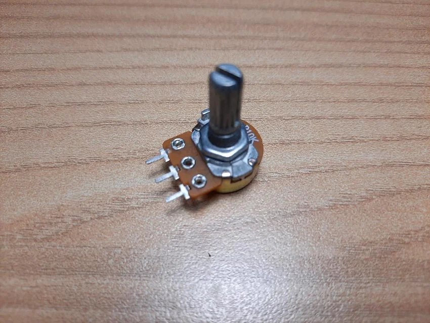 переменный резистор