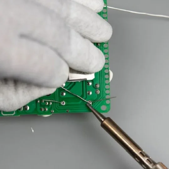 Пошаговая пайка выводных компонентов 4 пайка выводных компонентов