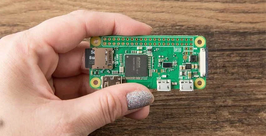 Размер микрокомпьютера Raspberry Pi Zero W Одноплатный компьютер Raspberry Pi Zero W купить в Суперайс