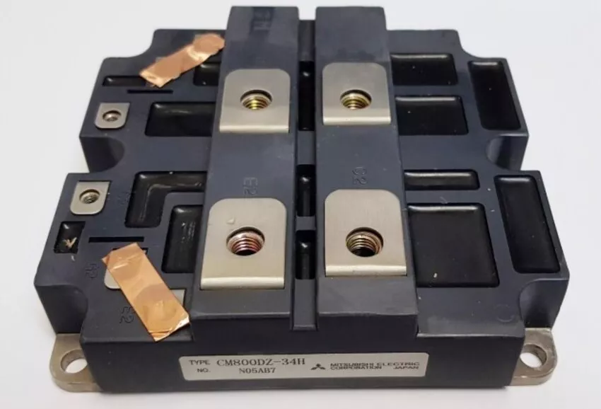 Mitsubishi CM800DZ-34H транзистор сборка Аналог транзистора Mitsubishi CM800DZ-34H купить в Суперайс