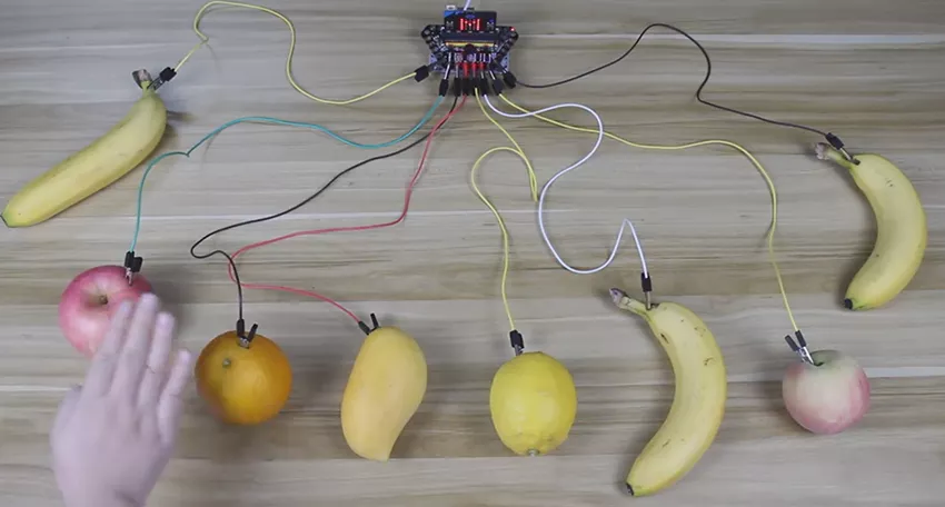 Проект на базе bbc micro:bit Фруктовое пианино