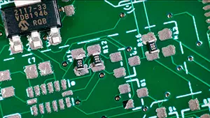 Пайка компонентов поверхностного монтажа
