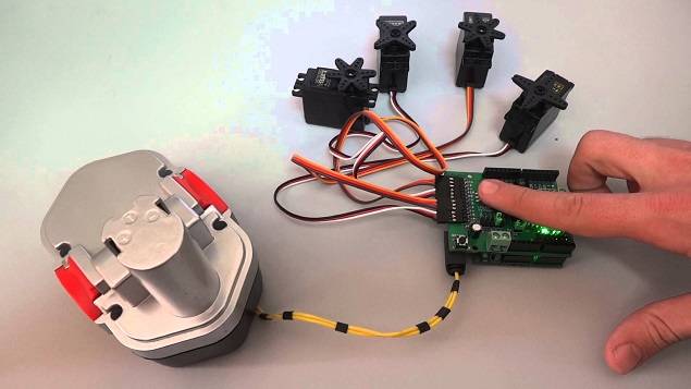 servo8.jpg servo8.jpg